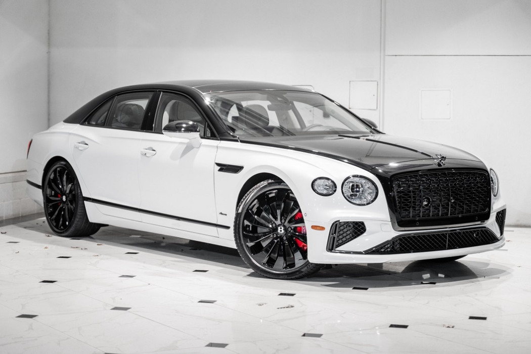 Bentley Flying Spur hybrid v8 power 4x4 1200KM WK1